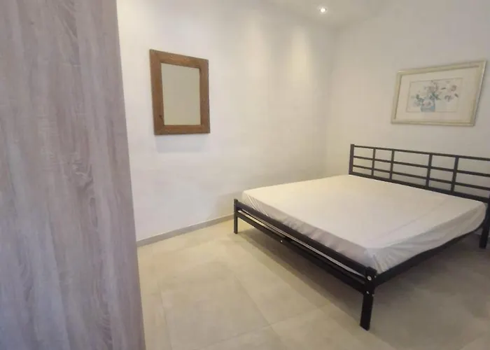 Дом отдыха House